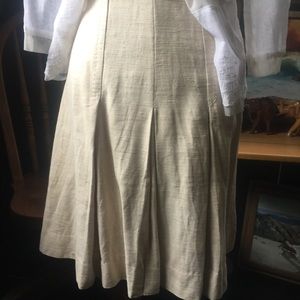 BANANA REPUBLIC TAN LINEN PLEATED SKIRT SIZE 4